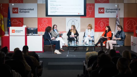 “Trayectoria científica de las mujeres: retos y oportunidades”. II Jornada UE de Mujer y Niña en la Ciencia. Mesa redonda y presentación de póster científico
